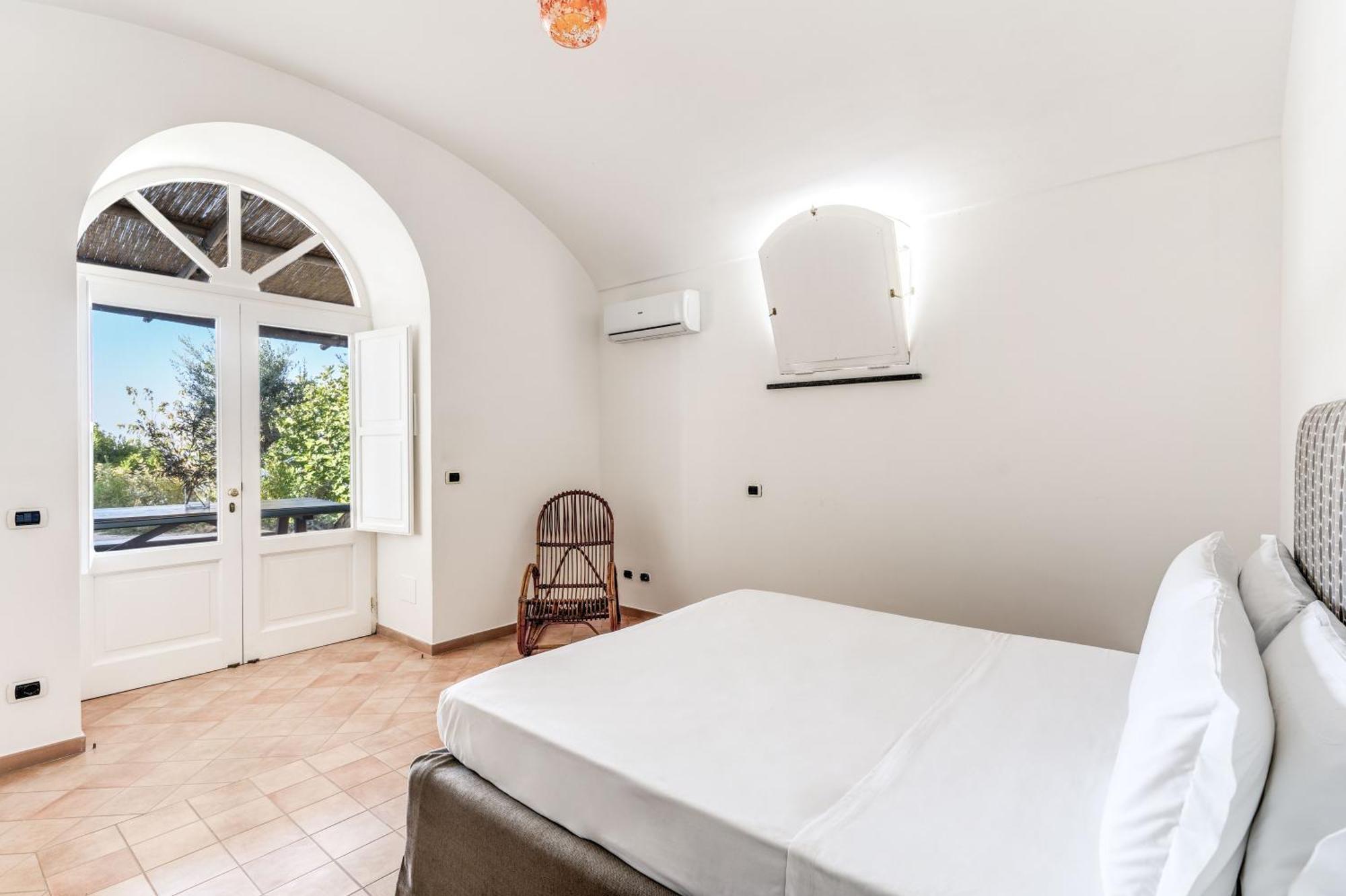 Villa Giulia Boutique Views Pool And Guest Services Сорренто Экстерьер фото