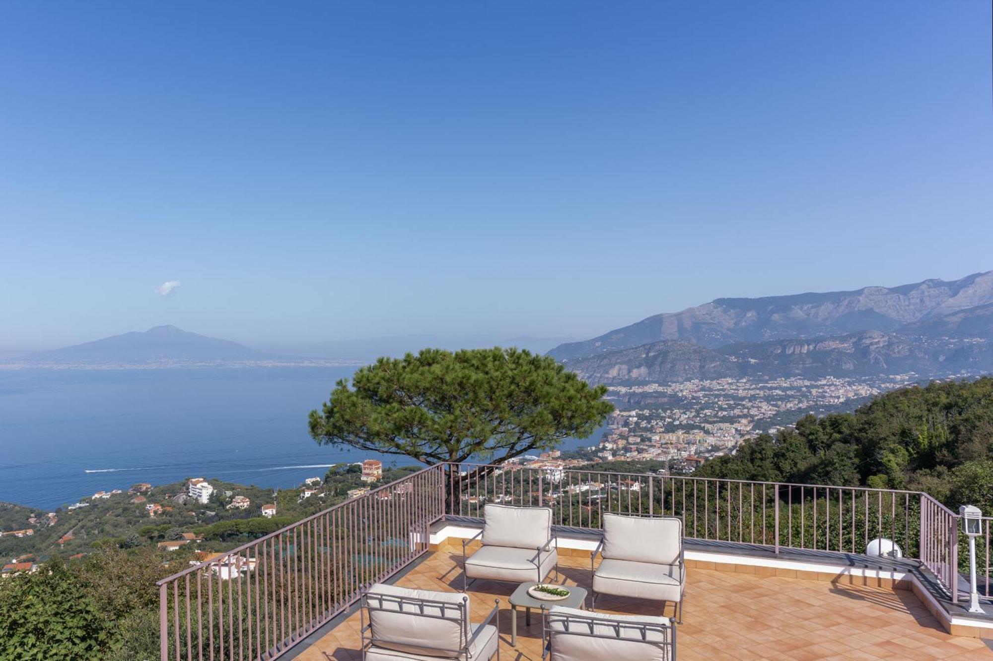 Villa Giulia Boutique Views Pool And Guest Services Сорренто Экстерьер фото