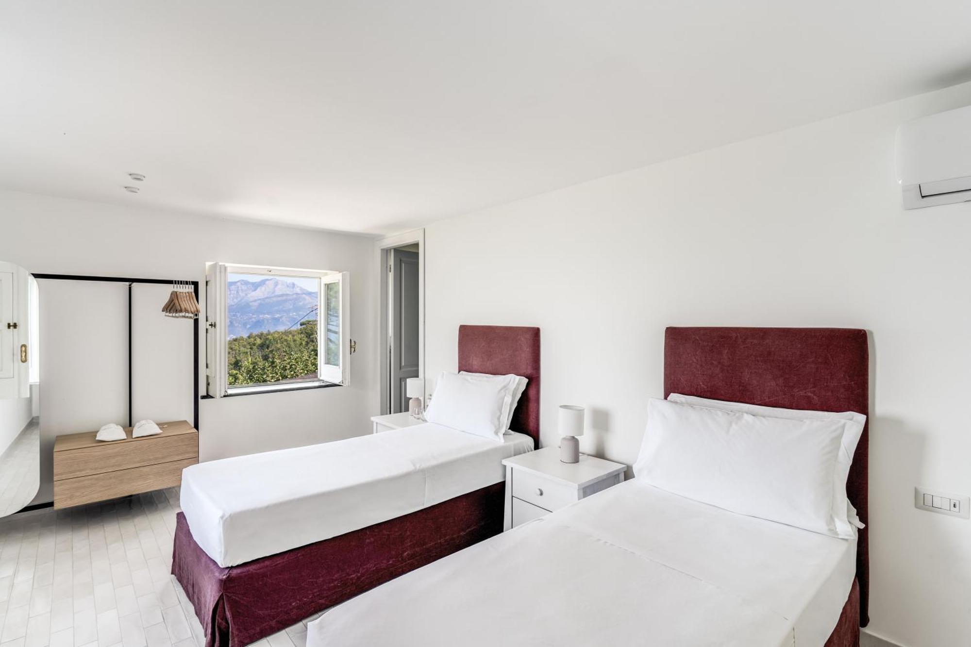 Villa Giulia Boutique Views Pool And Guest Services Сорренто Экстерьер фото